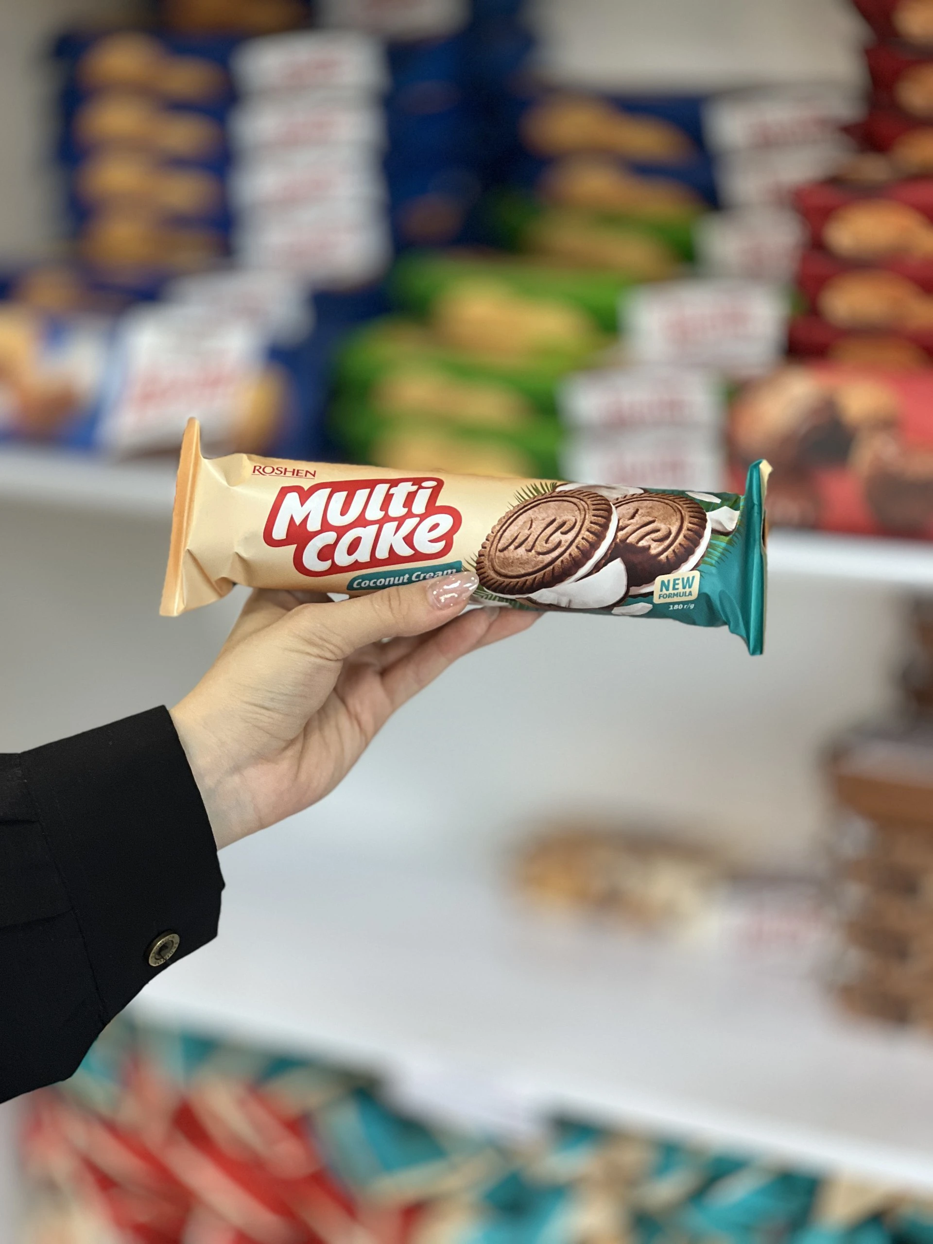 مولتی کیک روشن با طعم نارگیل